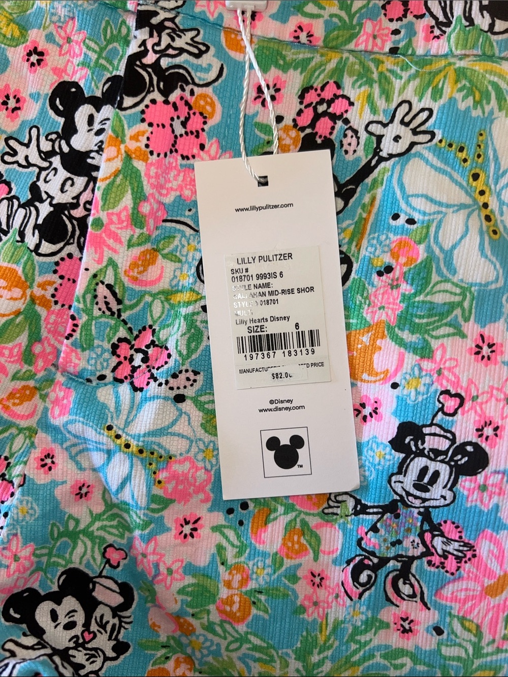 NWT Lilly Pulitzer + Disney Callahan Mid-Rise Short Lilly Hearts Disney - Picture 8 of 10